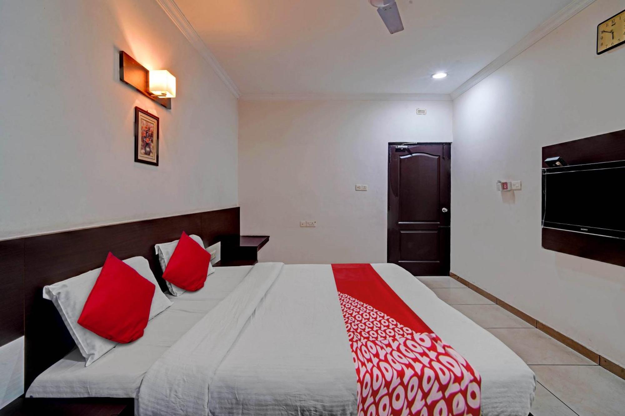 Hotel O Jk Inn Tiruppur Exteriör bild