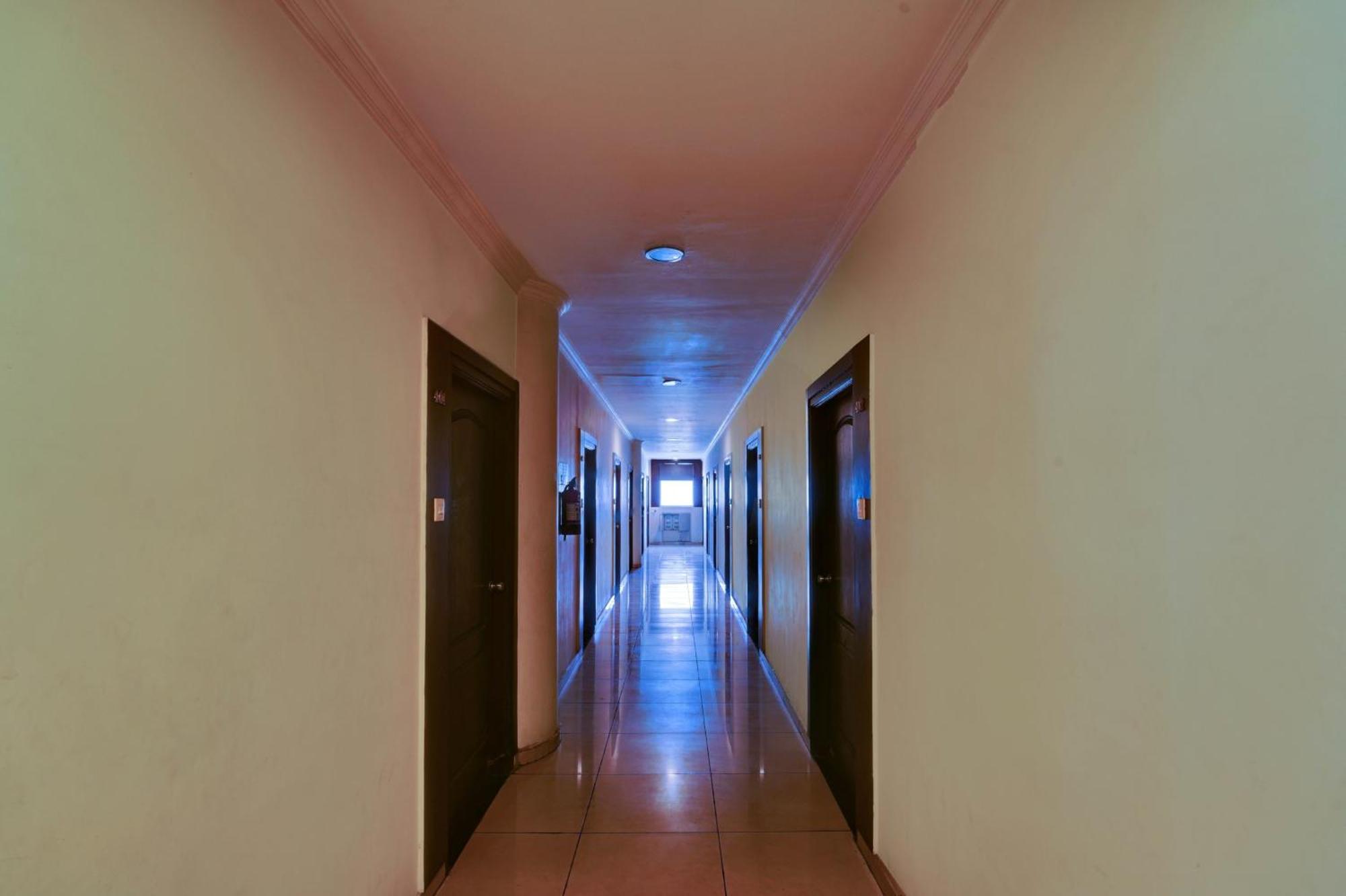 Hotel O Jk Inn Tiruppur Exteriör bild
