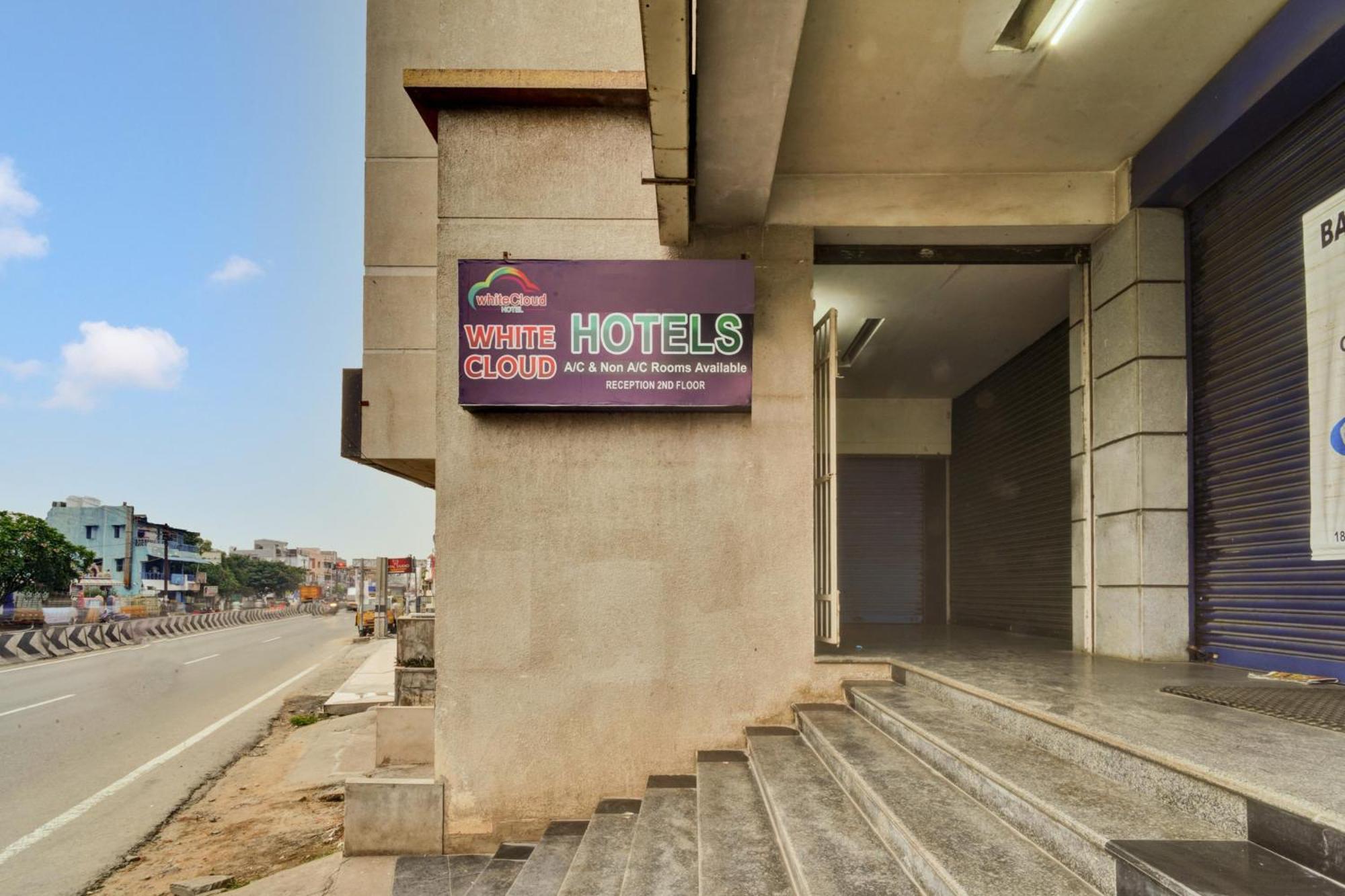 Hotel O Jk Inn Tiruppur Exteriör bild