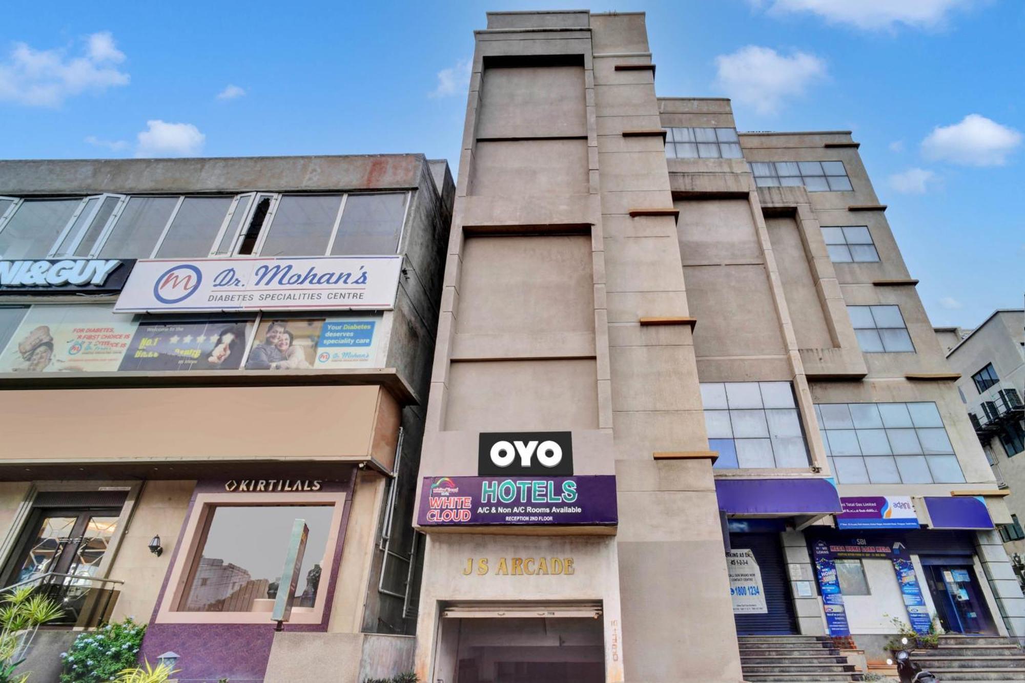 Hotel O Jk Inn Tiruppur Exteriör bild